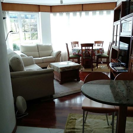 Acogedor Apartamento Cerca De Las Estaciones De Bus Y Tren A Coruña Buitenkant foto