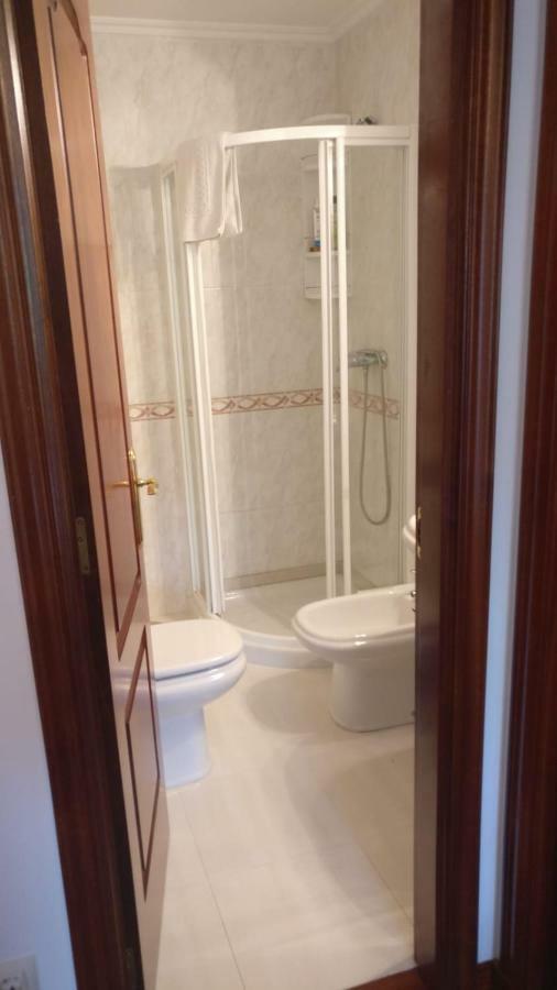 Acogedor Apartamento Cerca De Las Estaciones De Bus Y Tren A Coruña Buitenkant foto